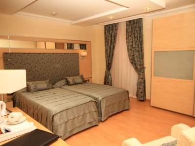 bedroom 2 - hotel osborne - valletta, malta