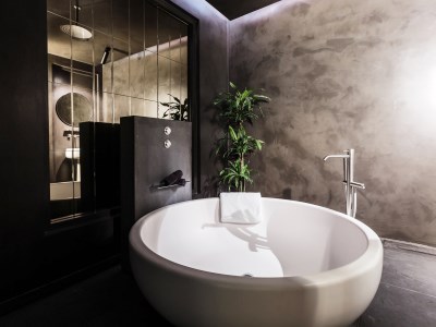 bathroom - hotel rosselli - valletta, malta