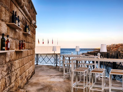 bar 2 - hotel westin dragonara resort - st julians, malta