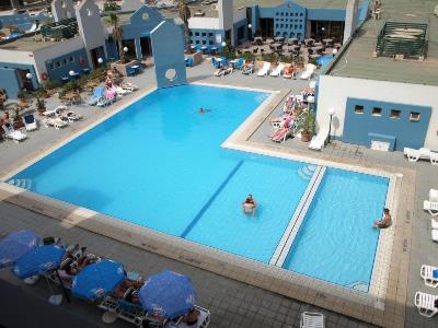 outdoor pool 1 - hotel the st. george's park - st julians, malta