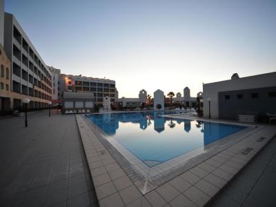 outdoor pool 2 - hotel the st. george's park - st julians, malta
