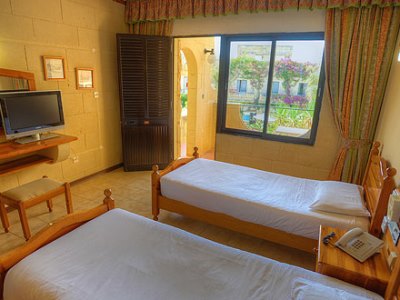 bedroom - hotel cornucopia - gozo, malta