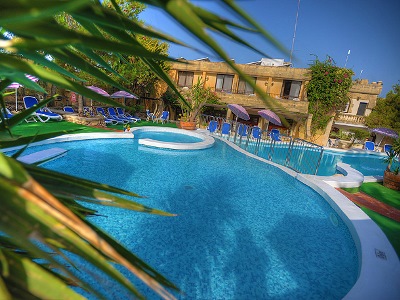 outdoor pool - hotel cornucopia - gozo, malta
