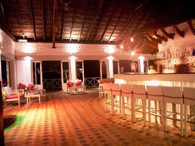bar - hotel cinnamon dhonveli - maldives, maldives