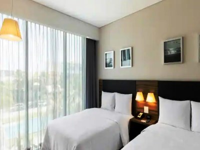 bedroom 1 - hotel hampton inn by hilton cancun cumbres - cancun, mexico