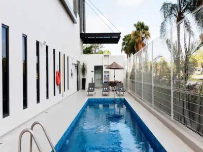 outdoor pool - hotel hampton inn by hilton cancun cumbres - cancun, mexico