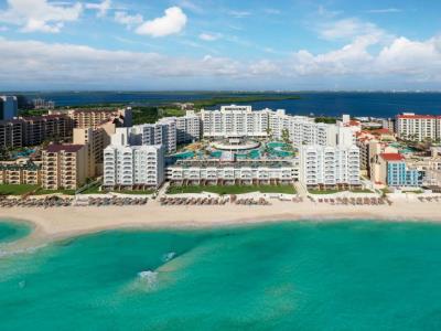 Hilton Cancun Mar Caribe All-Inclusive