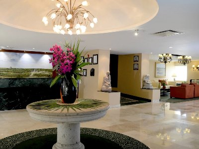 lobby - hotel courtyard cancun airport - cancun, mexico