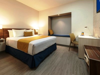 bedroom - hotel microtel inn and suites guadalajara sur - guadalajara, mexico