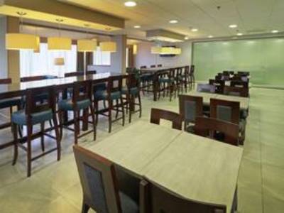breakfast room 2 - hotel hampton inn by hilton monterrey-airport - monterrey, mexico