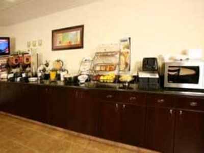 breakfast room - hotel microtel inn n suites by wyndham toluca - toluca, mexico