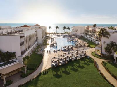 exterior view - hotel hilton  playa del carmen resort - playa del carmen, mexico