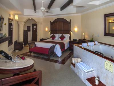 bedroom 2 - hotel hilton  playa del carmen resort - playa del carmen, mexico