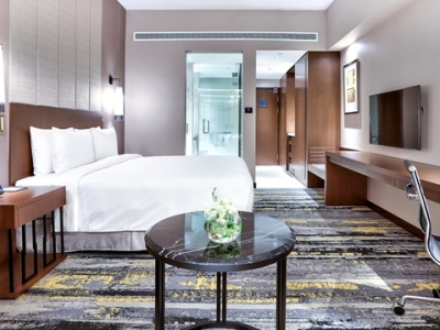 bedroom 2 - hotel hilton kota kinabalu - kota kinabalu, malaysia