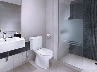 bathroom 3 - hotel neo+ - penang, malaysia
