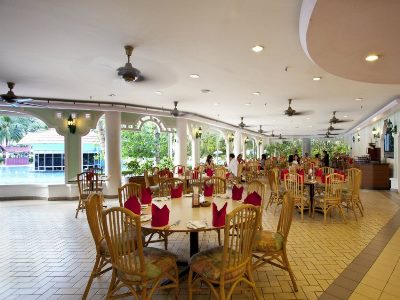 restaurant - hotel bayview beach resort - penang, malaysia