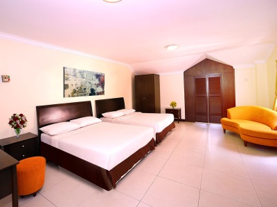 bedroom 4 - hotel bella vista waterfront langkawi - langkawi, malaysia