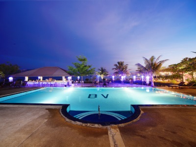 outdoor pool - hotel bella vista waterfront langkawi - langkawi, malaysia