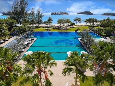 outdoor pool 2 - hotel danna langkawi resort and beach villas - langkawi, malaysia