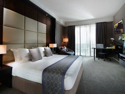 bedroom - hotel swiss-garden hotel melaka - melaka, malaysia