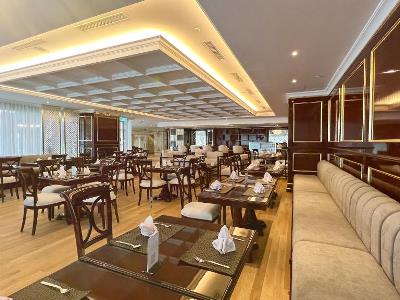 restaurant 3 - hotel riverside majestic - puteri wing - kuching, malaysia