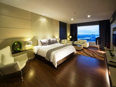 suite 1 - hotel pullman kuching - kuching, malaysia