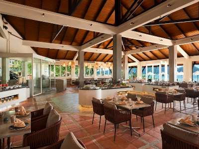 restaurant - hotel doubletree by hilton damai laut resort - lumut, malaysia