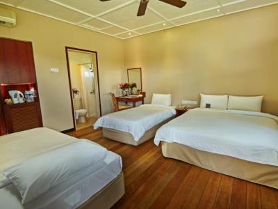 bedroom 4 - hotel berjaya tioman resort - tioman, malaysia