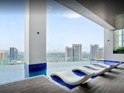 outdoor pool - hotel le meridien petaling jaya - petaling jaya, malaysia