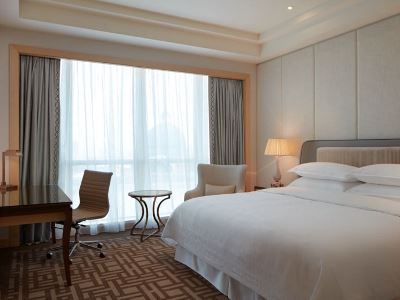 deluxe room - hotel sheraton petaling jaya - petaling jaya, malaysia