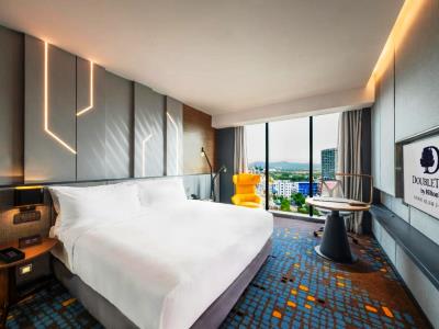 bedroom 1 - hotel doubletree by hilton shah alam i-city - shah alam, malaysia