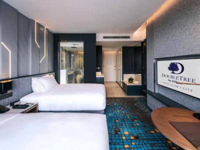 bedroom 3 - hotel doubletree by hilton shah alam i-city - shah alam, malaysia