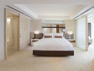 bedroom - hotel dorsett grand subang - subang jaya, malaysia