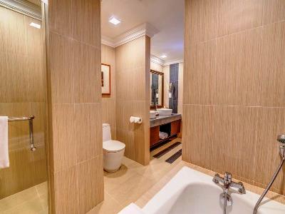 bathroom 2 - hotel taaras beach and spa resort - redang, malaysia