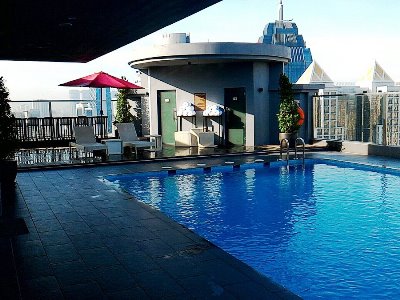outdoor pool - hotel hilton garden inn tuanku abdul rahman n. - kuala lumpur, malaysia