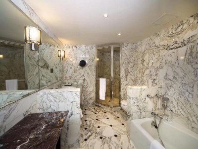 bathroom - hotel grand millennium - kuala lumpur, malaysia