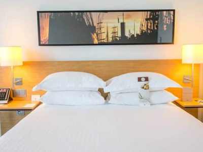bedroom - hotel doubletree by hilton centraal station - amsterdam, netherlands