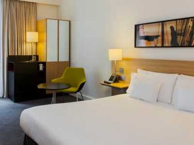 deluxe room 1 - hotel doubletree by hilton centraal station - amsterdam, netherlands
