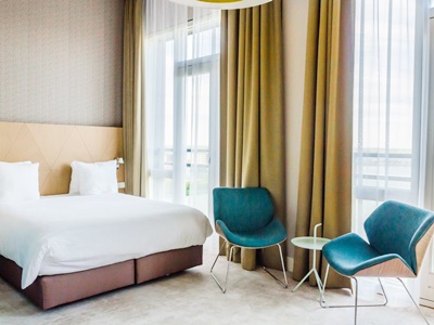 bedroom 1 - hotel amadi panorama - amsterdam, netherlands