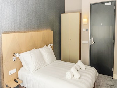 bedroom 5 - hotel amadi panorama - amsterdam, netherlands
