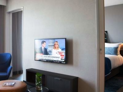 bedroom 4 - hotel postillion hotel and convention centre - amsterdam, netherlands