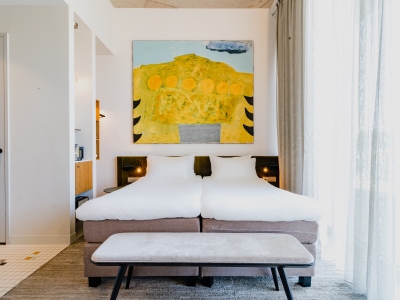 bedroom 6 - hotel pontsteiger - amsterdam, netherlands