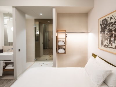 bedroom - hotel pontsteiger - amsterdam, netherlands