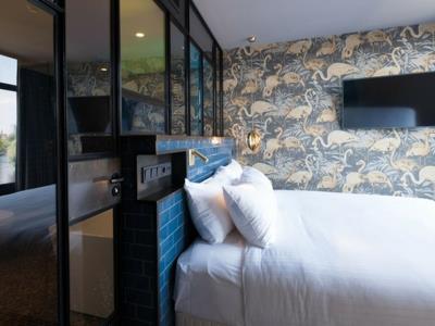 suite 1 - hotel apollo hotel amsterdam - amsterdam, netherlands