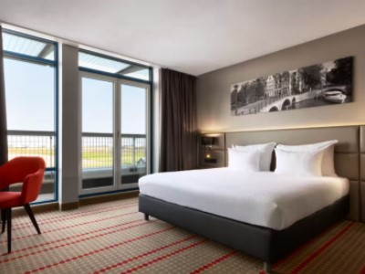 bedroom 1 - hotel ramada by wyndham amsterdam airport - amsterdam, netherlands