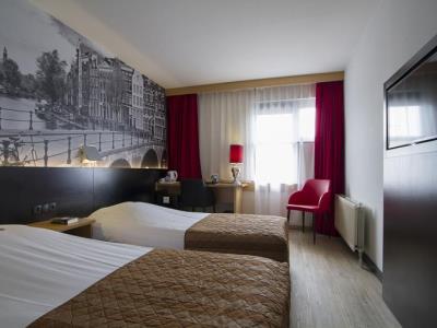 bedroom - hotel bastion noord - amsterdam, netherlands
