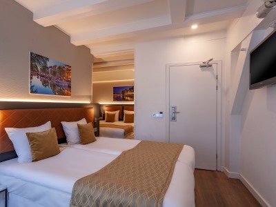 bedroom 3 - hotel avenue - amsterdam, netherlands