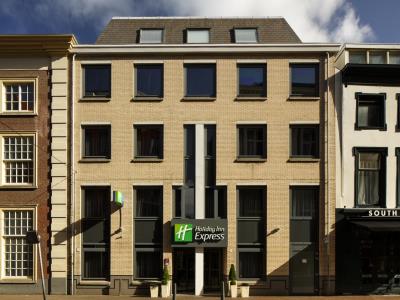 exterior view - hotel holiday inn express the hague-parliament - the hague, netherlands