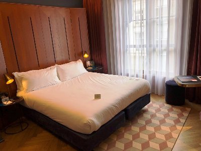 bedroom 4 - hotel indigo the hague - palace noordeinde - the hague, netherlands