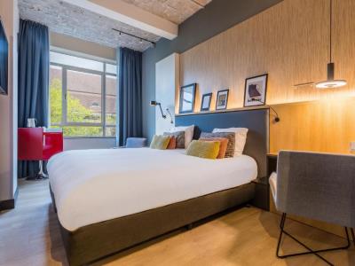 bedroom 1 - hotel postillion hotel and convention ctr wtc - rotterdam, netherlands